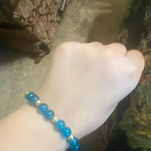 Blue glass bead bracelet